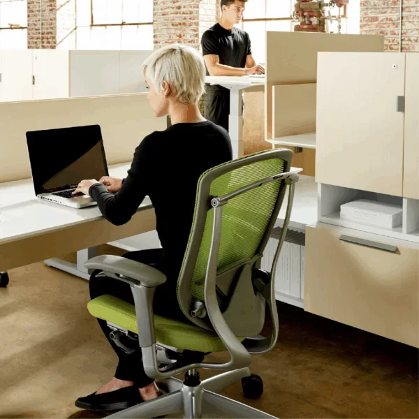 Contessa Seconda Verde Estructura Cromada Silla Ergonómica - Imagen 10