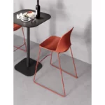 Taburete Bali Rojo Base Trineo - Imagen 8
