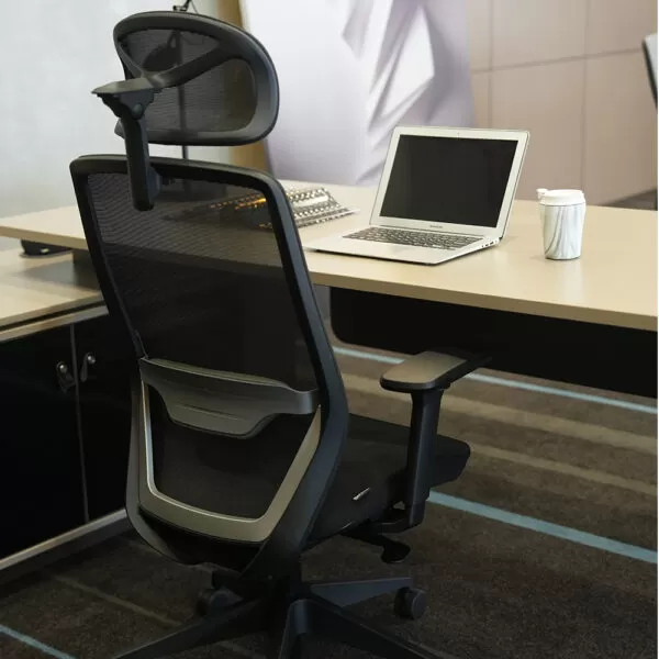 Silla escritorio C1 Cabecero negra - Imagen 9
